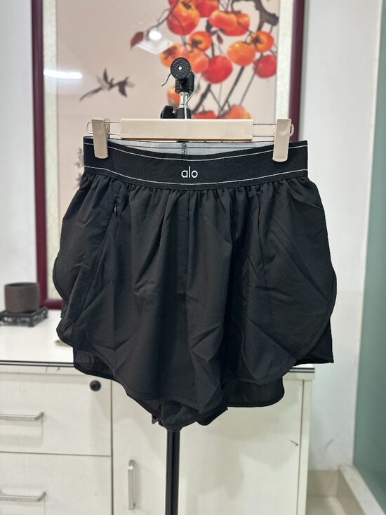 ALO Yoga Pants - Black Alo Women's Athletic Shorts Sz L